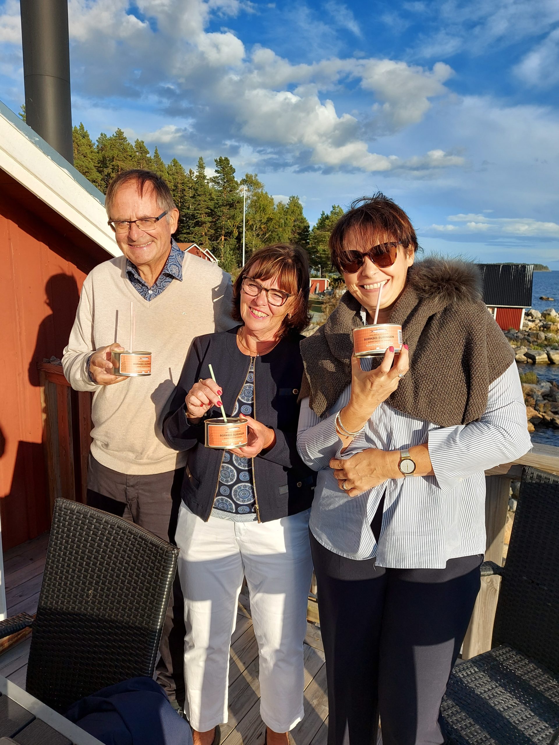 Drinken dracks av Claes & Anna-Lena Juuligs samt Sanna Söderlind 